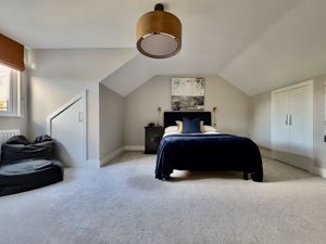 Photo 1- click for photo gallery